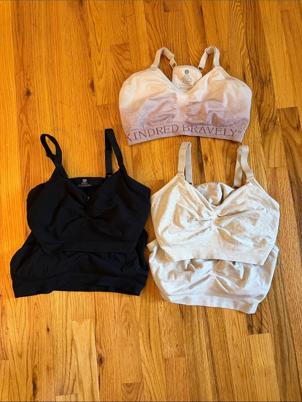 Kindred Bravely Set of 5 nursing/pumping bras